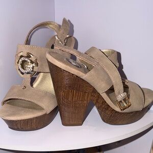 Elegant Tan Wedge Sandals